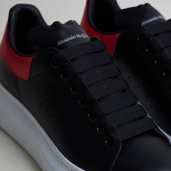 Alexander McQueen  Oversize Colorblock Sneaker BLACK/ DARK CORAL - Picture 5 of 15